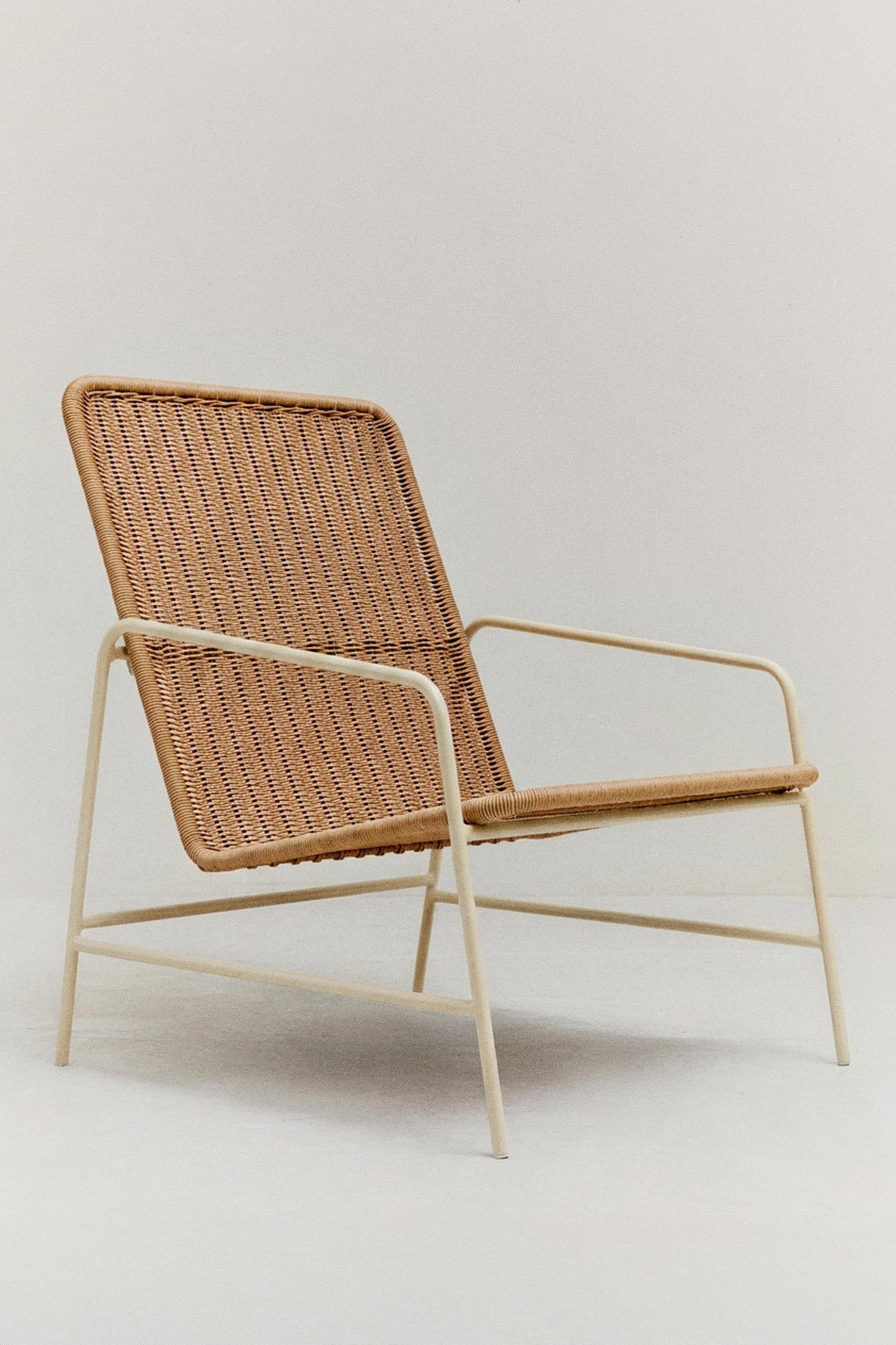 WOVEN OUTDOOR ACCENT CHAIR